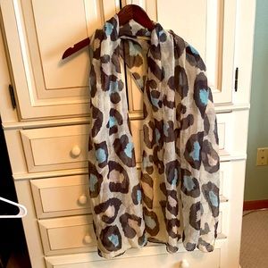 Leopard Print Scarf with Blue Accent